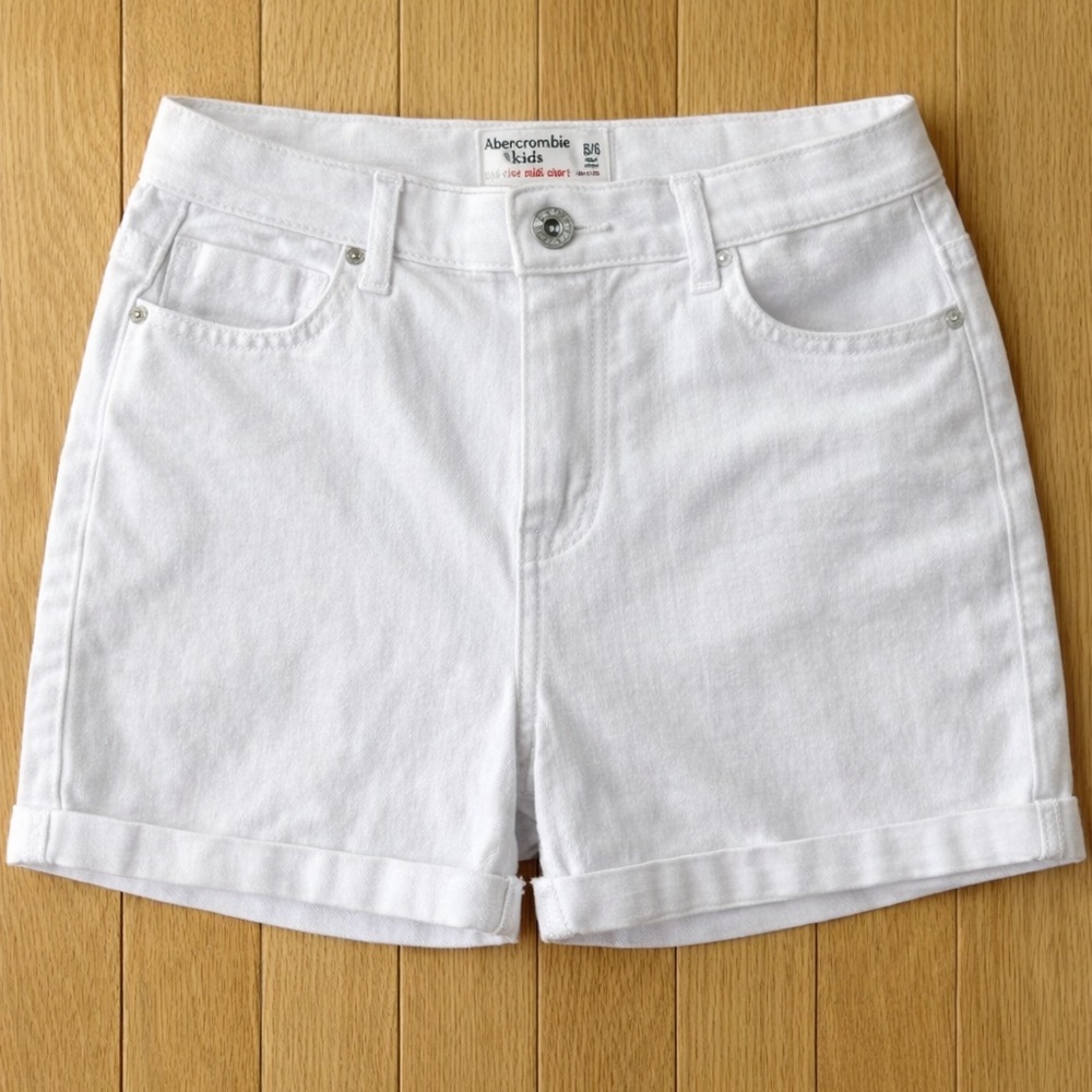 Abercrombie Kids White Denim Shorts | Size 15/16 | Summer Staple 🤍